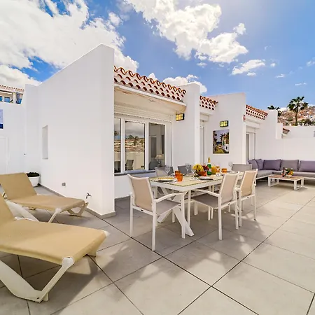 3 Bedrooms In Island Village Pool View Costa Adeje (Tenerife)