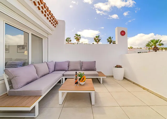 3 Bedrooms In Island Village Pool View Apartment Costa Adeje (Tenerife)