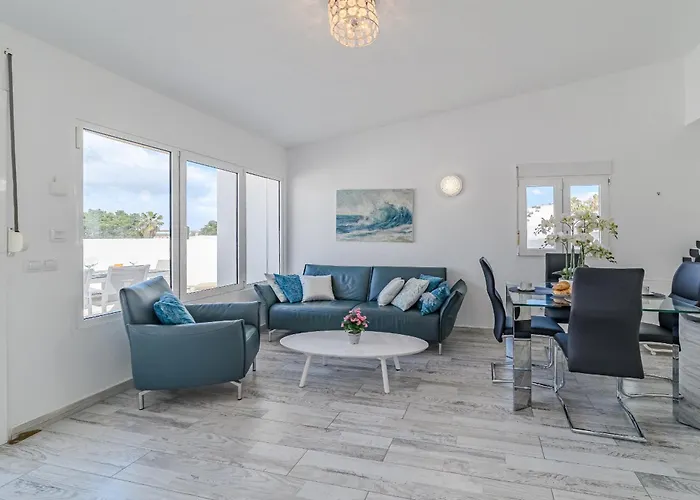 3 Bedrooms In Island Village Pool View Apartment Costa Adeje (Tenerife)