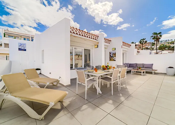 3 Bedrooms In Island Village Pool View Costa Adeje (Tenerife)