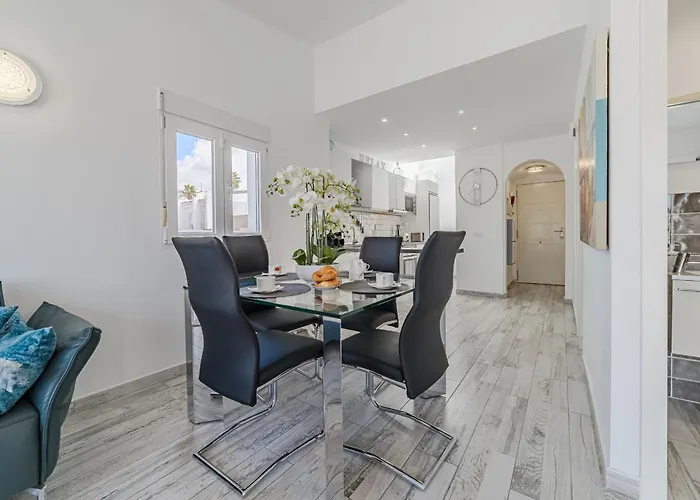 3 Bedrooms In Island Village Pool View Costa Adeje (Tenerife)