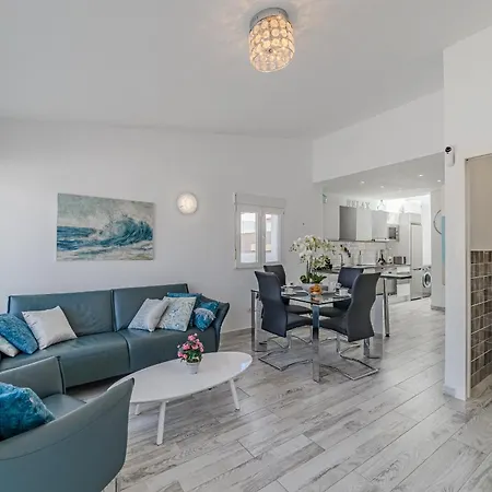 Appartement 3 Bedrooms In Island Village Pool View Costa Adeje (Tenerife)